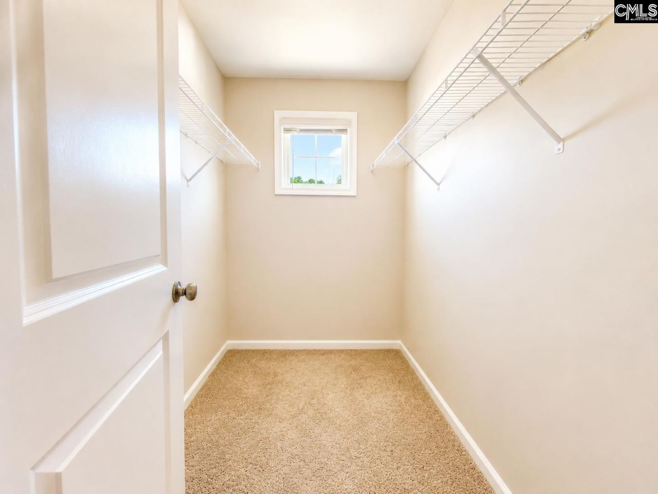 135 Coppersmith Drive Photo 36