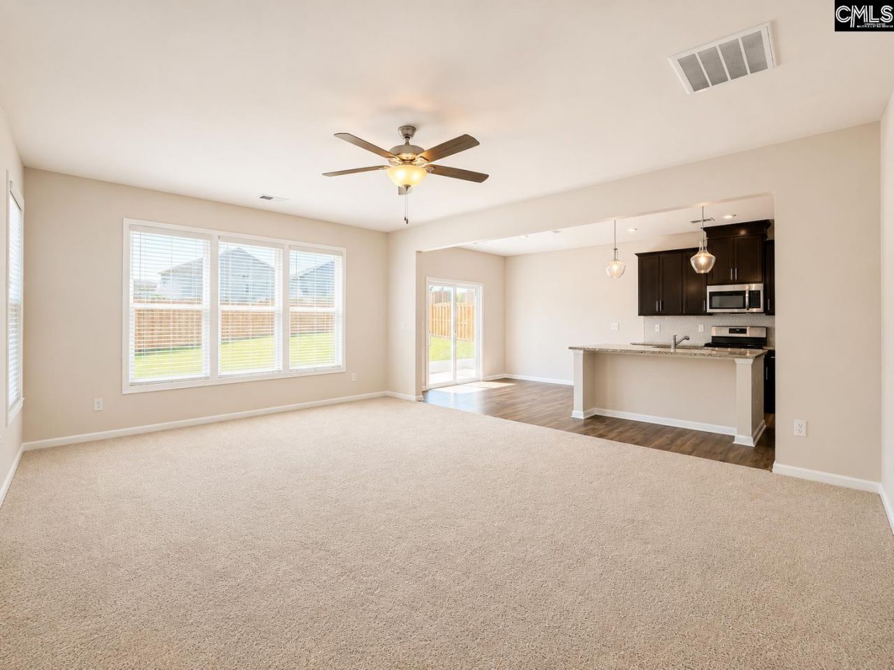 135 Coppersmith Drive Photo 7