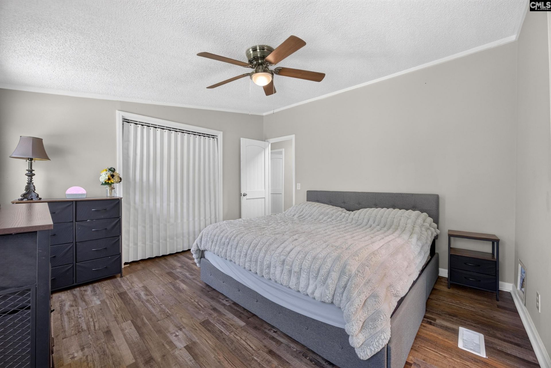 300 Havenwood Drive  Photo 13