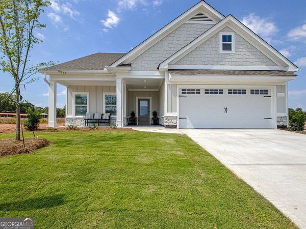 70 Redhaven Drive, Senoia, GA 30276