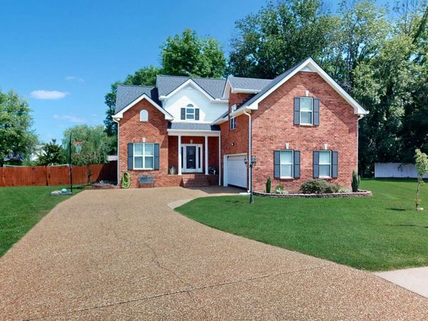 1611 Woodhaven Ct , Lebanon, TN 37087