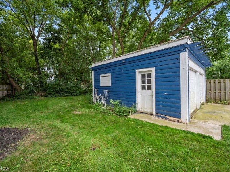 16819 Bradgate Avenue , Cleveland, OH 44111 Photo 30