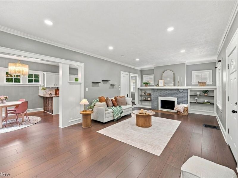 16819 Bradgate Avenue , Cleveland, OH 44111 Photo 4