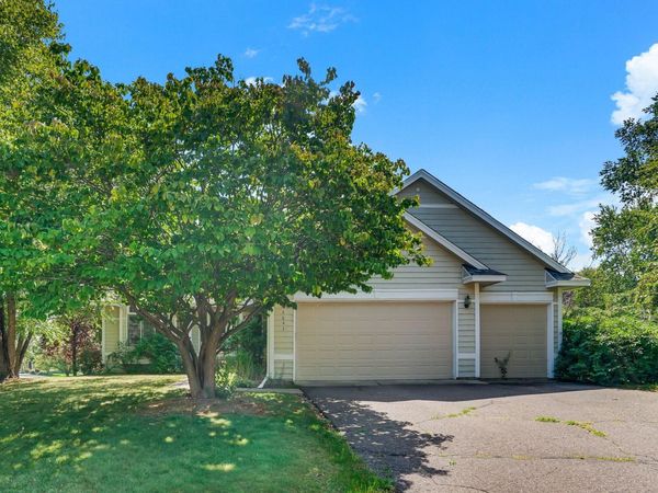 8843 Blackoaks Lane N, Maple Grove, MN 55311