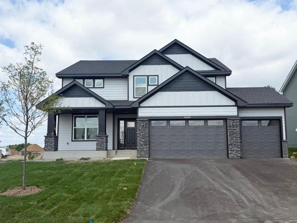 8644 Periwinkle Boulevard, Woodbury, MN 55129