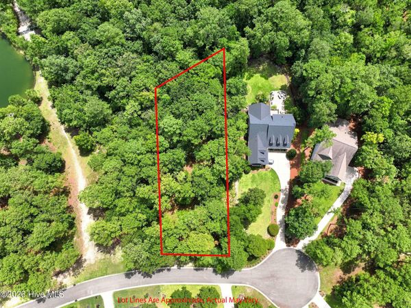 499 Hearthside Drive SE, Bolivia, NC 28422