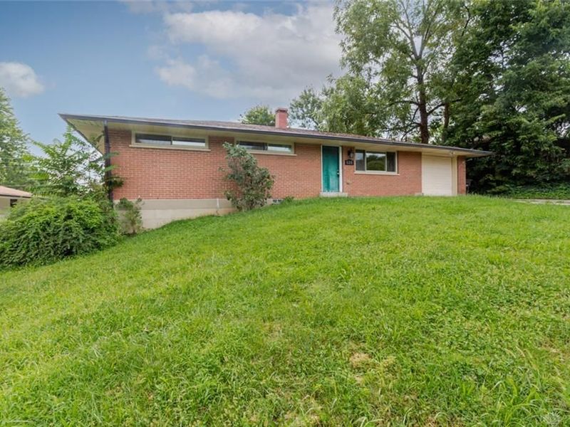 626 Upland Drive, West Carrollton, OH 45449 Photo 2