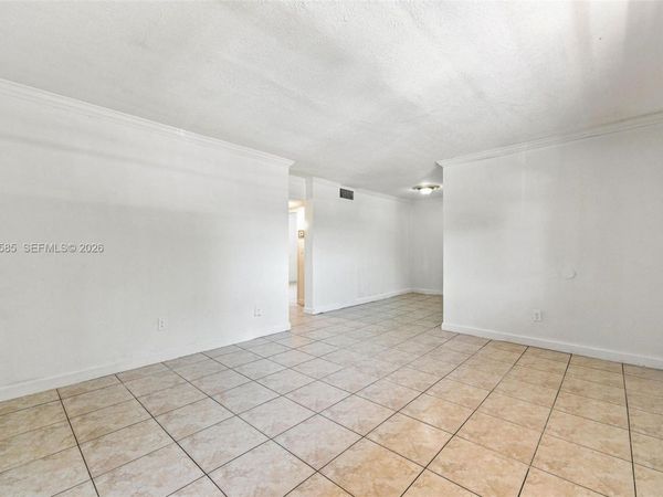 1245 W 24th St , Unit 223, Hialeah, FL 33010