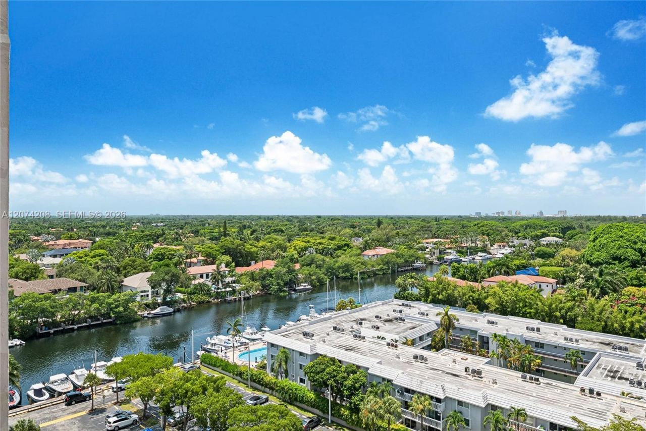 90 Edgewater Dr, Unit PH11, Coral Gables, FL 33133 Photo