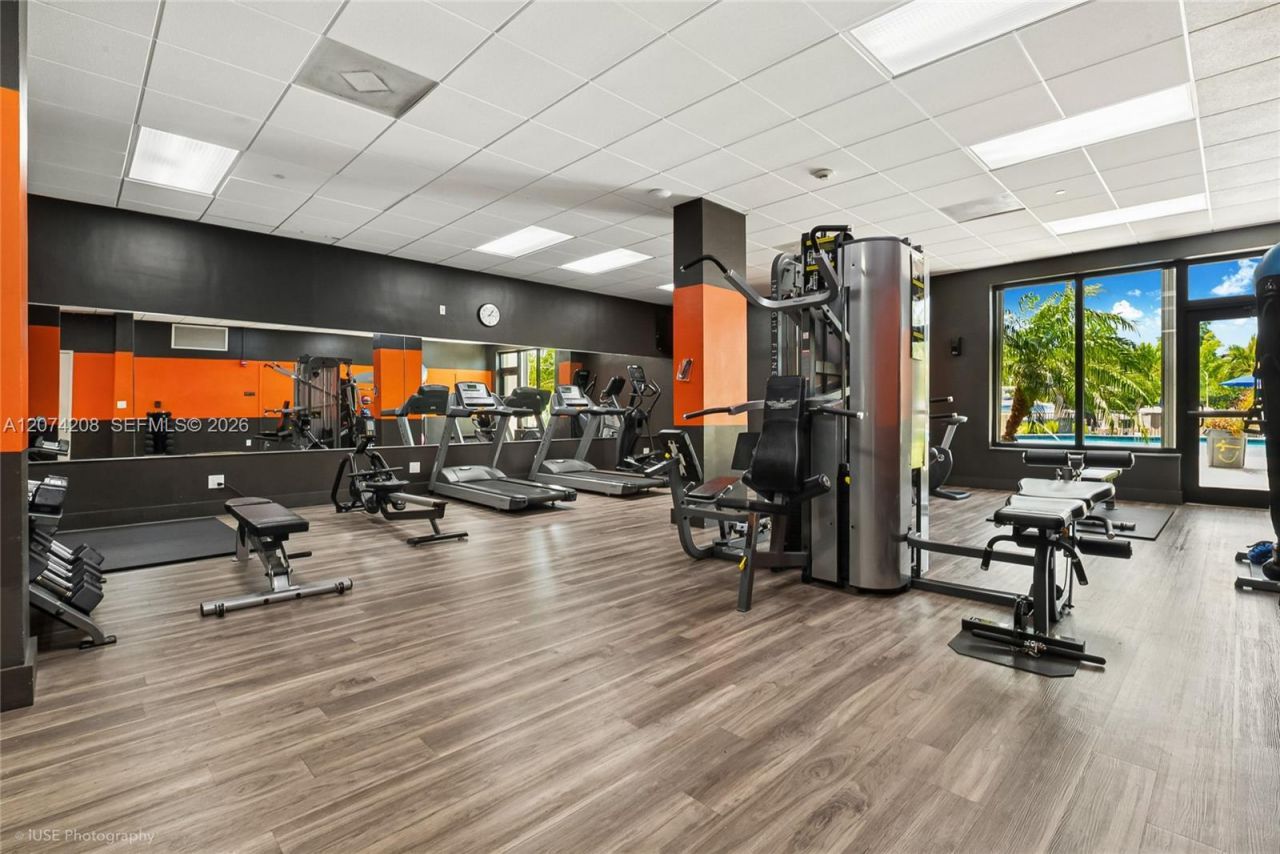 90 Edgewater Dr, Unit PH11, Coral Gables, FL 33133 Photo