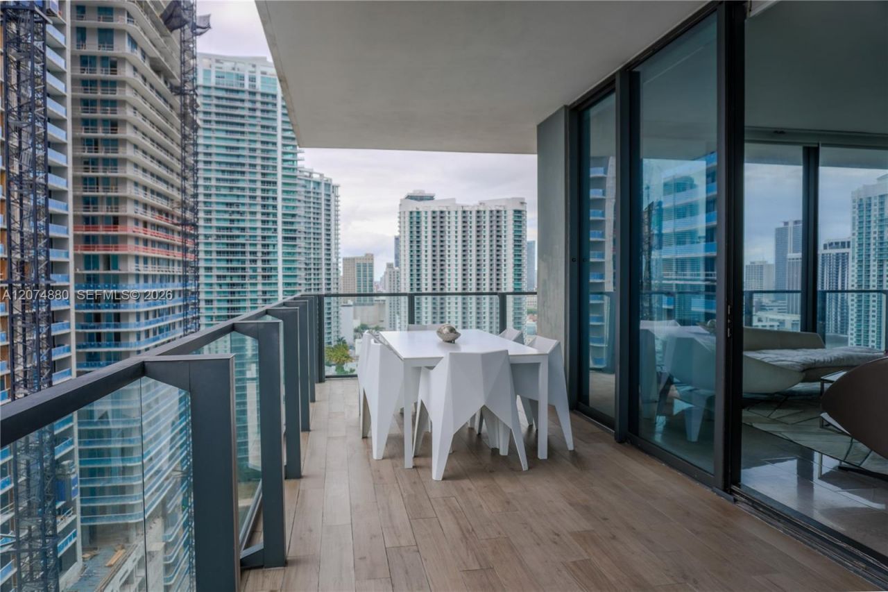 88 SW 7 , Unit 2112, Miami, FL 33130 Photo