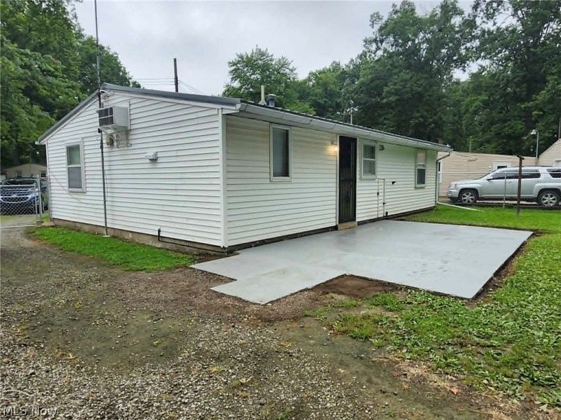 536 Oak Circle SW, Warren, OH 44485 Photo 23