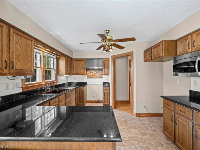 441 Shannon Drive, Wadsworth, OH 44281 Photo 8