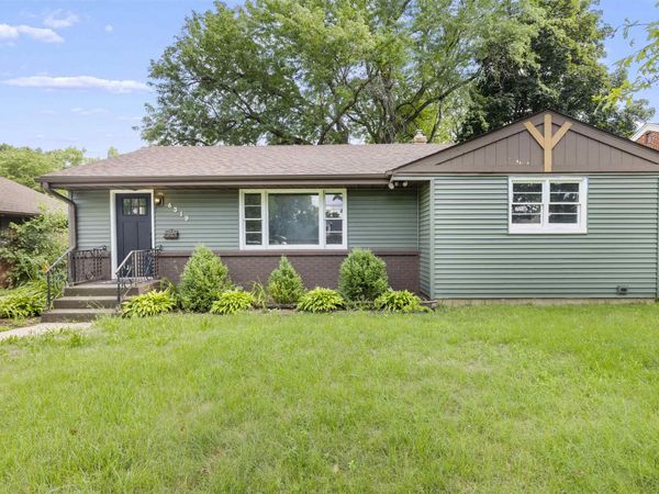 6319 Park Ridge Road, LOVES PARK, IL 61111