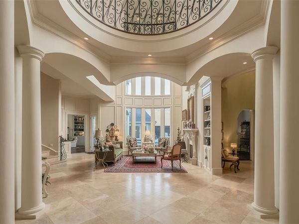 5835 Waggoner Drive, Dallas, TX 75230