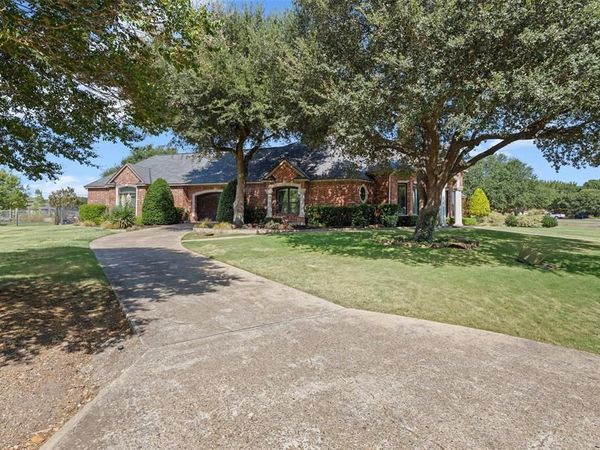 441 Country Ridge Lane, Red Oak, TX 75154