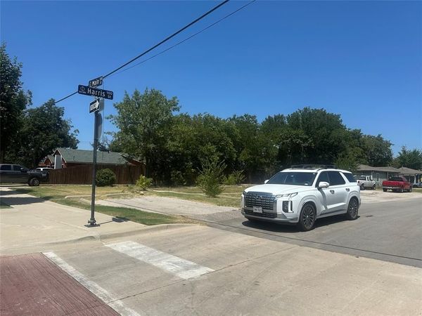 231 E Main Street , Lewisville, TX 75057