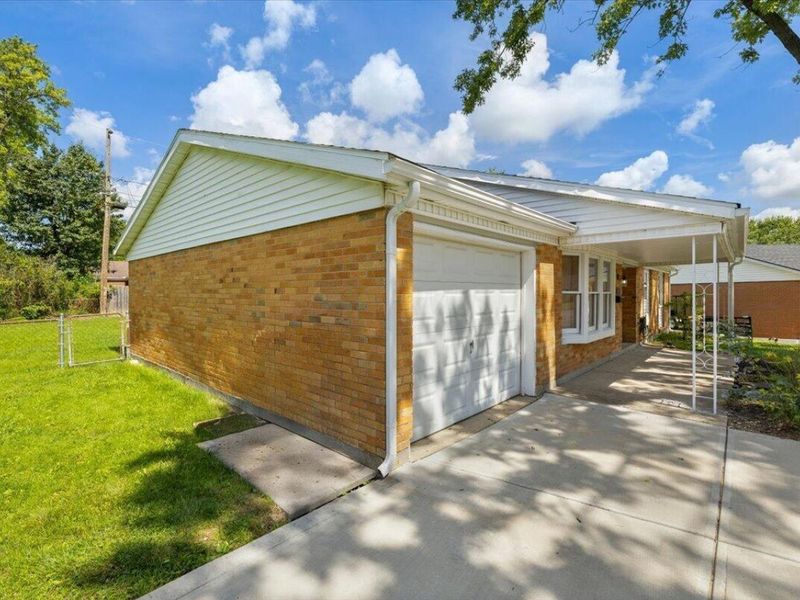 403 Swank Court , Englewood, OH 45322 Photo 6