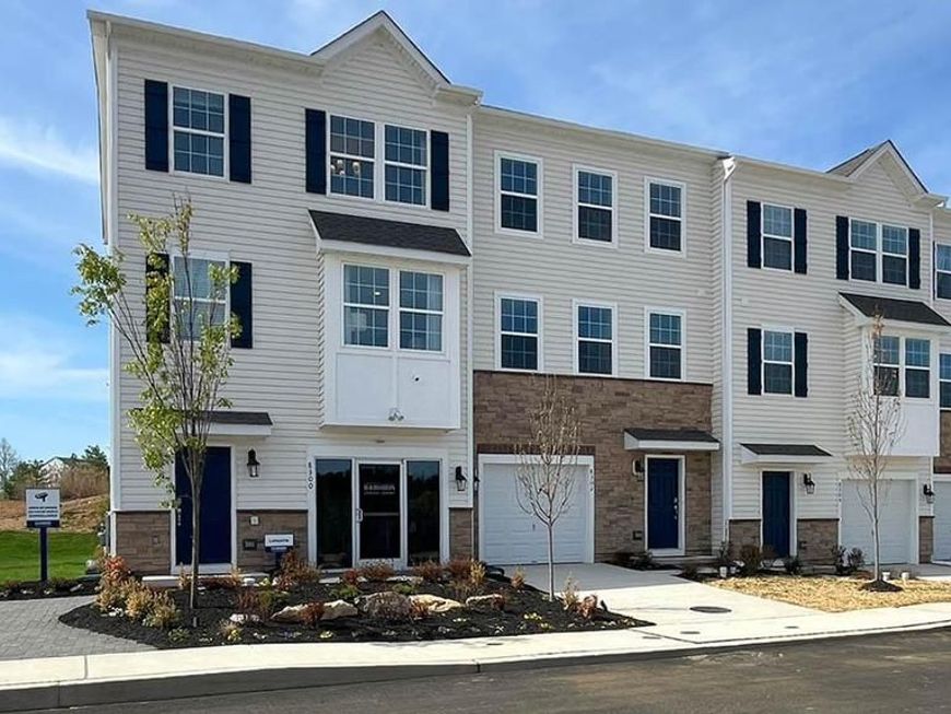 330 Lantern Court , Sellersville, PA 18960 Main Photo