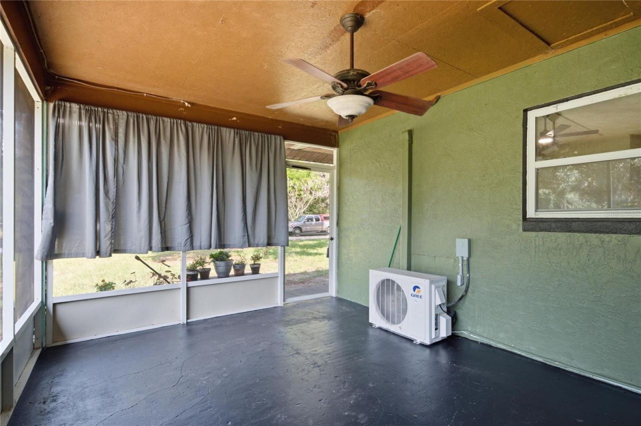 19791 SE 110th Court , Inglis, FL 34449 Photo