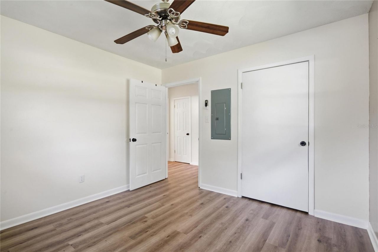 19791 SE 110th Court , Inglis, FL 34449 Photo