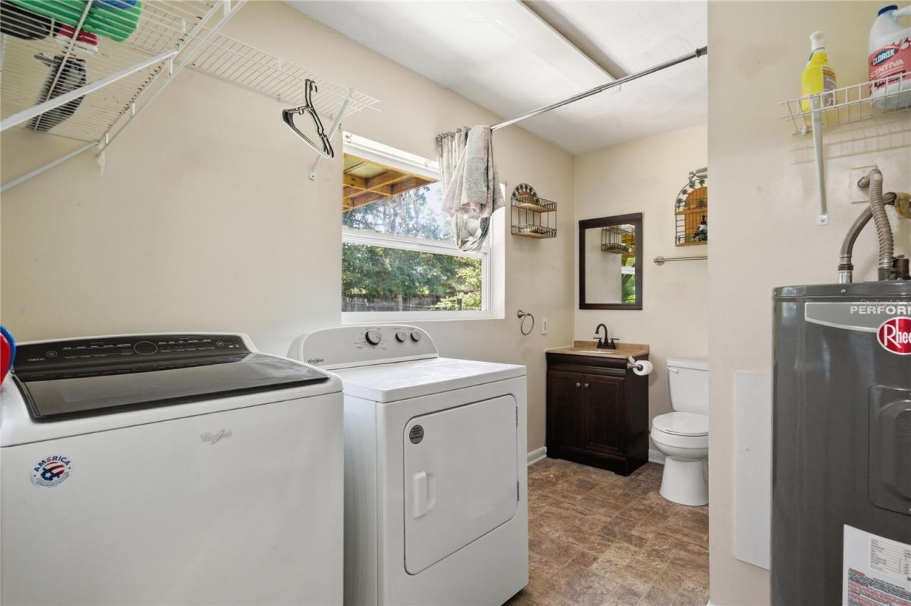 19791 SE 110th Court , Inglis, FL 34449 Photo