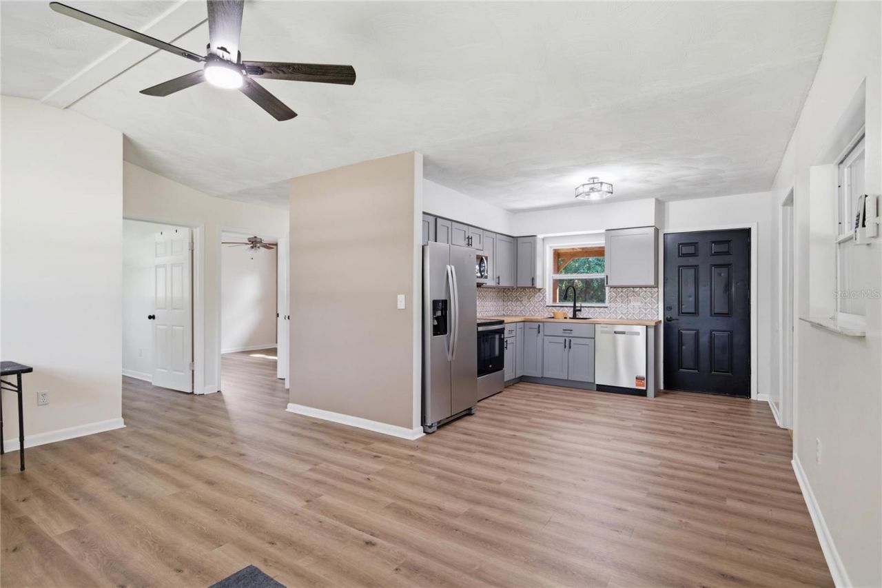 19791 SE 110th Court , Inglis, FL 34449 Photo