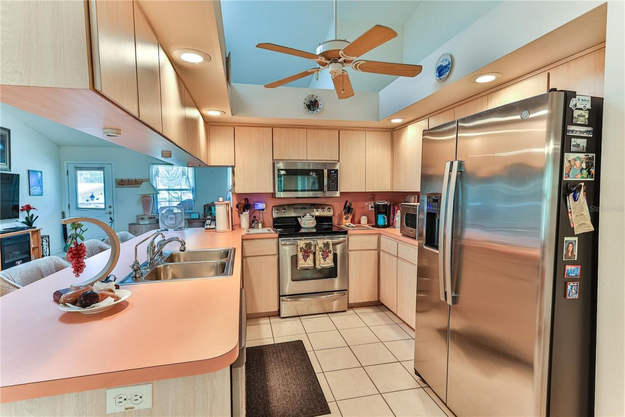 11071 W Thoreau Place , Crystal River, FL 34428 Photo