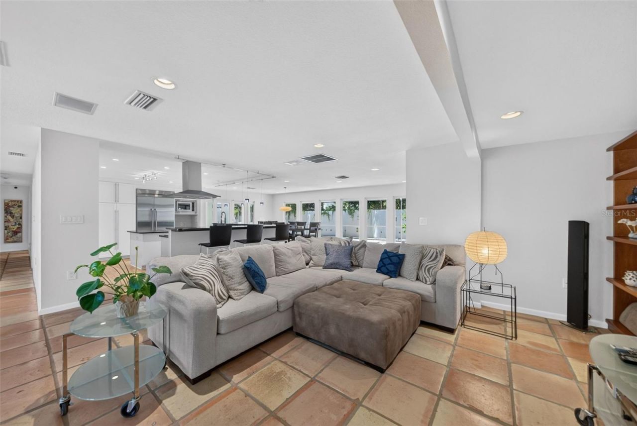 2631 Puritan Terrace, Sarasota, FL 34239 Photo