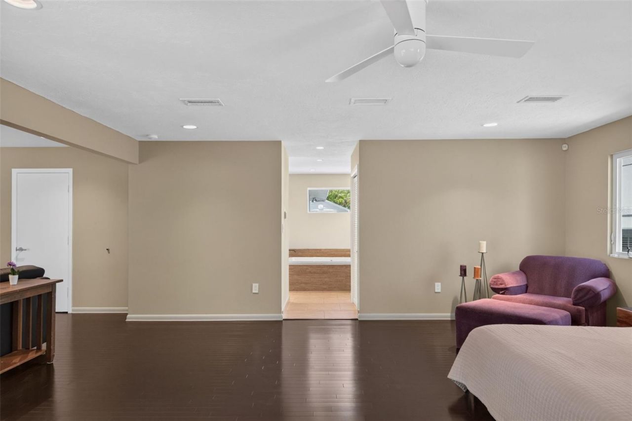 2631 Puritan Terrace, Sarasota, FL 34239 Photo