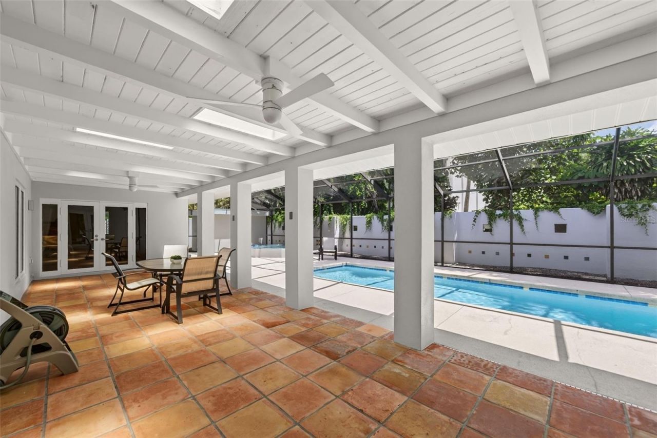 2631 Puritan Terrace, Sarasota, FL 34239 Photo