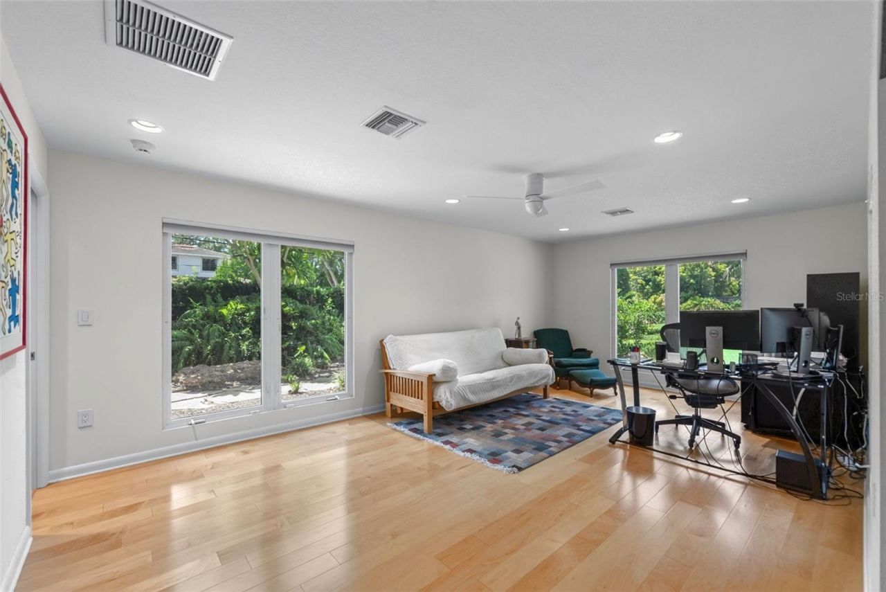 2631 Puritan Terrace, Sarasota, FL 34239 Photo