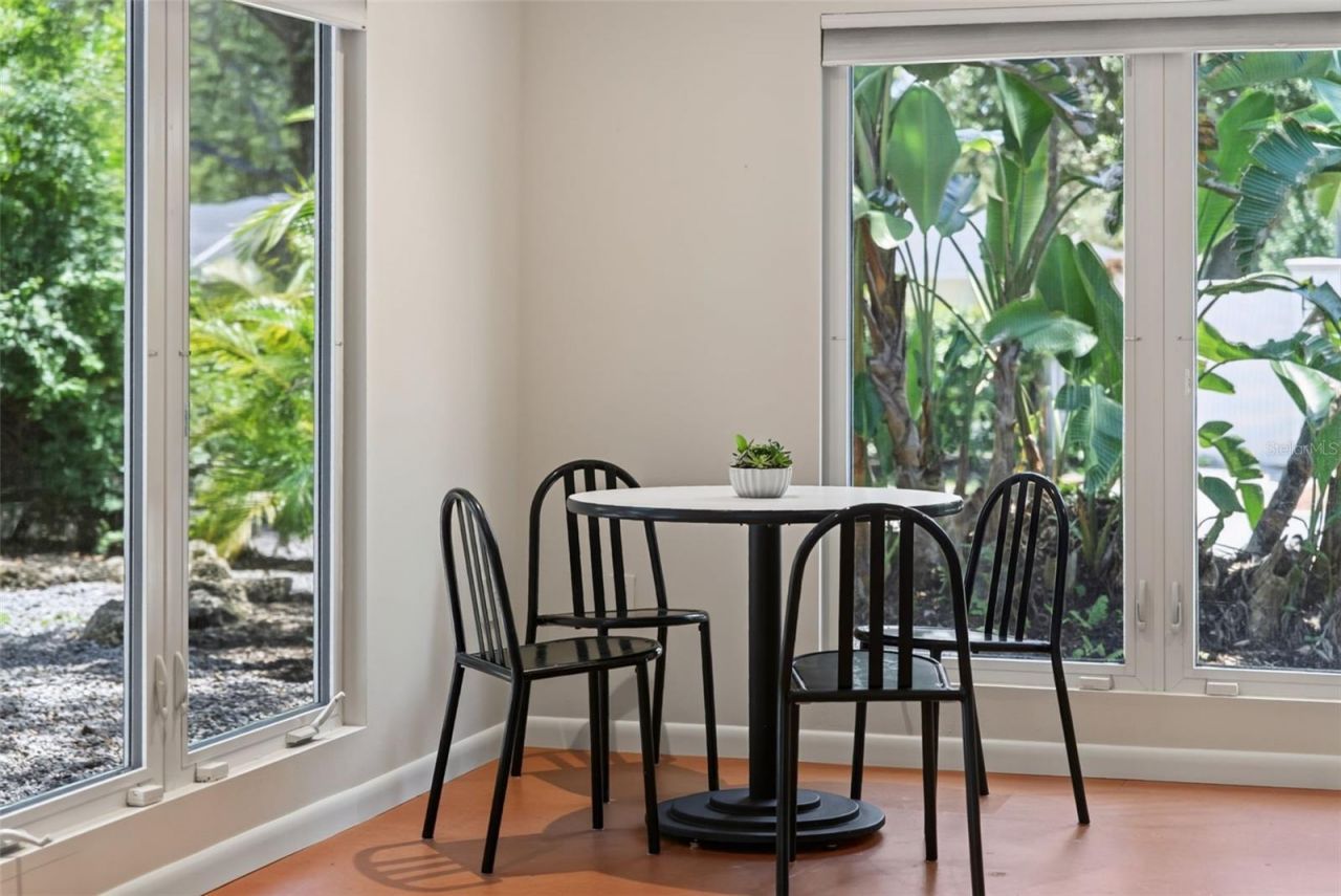 2631 Puritan Terrace, Sarasota, FL 34239 Photo