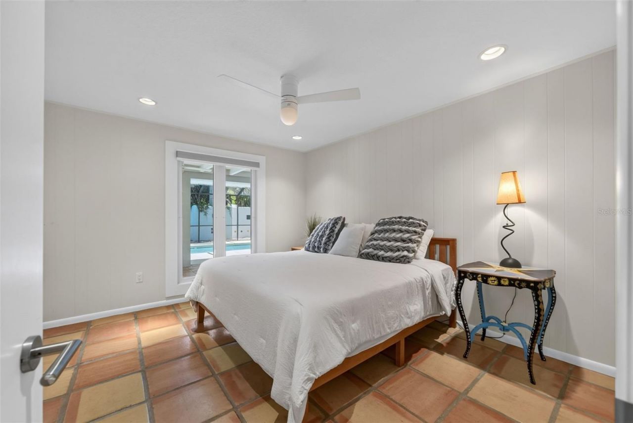 2631 Puritan Terrace, Sarasota, FL 34239 Photo