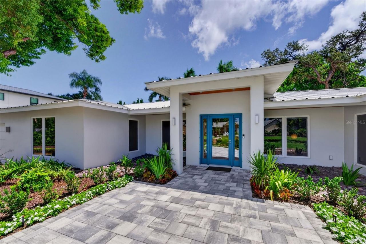 2631 Puritan Terrace, Sarasota, FL 34239 Photo