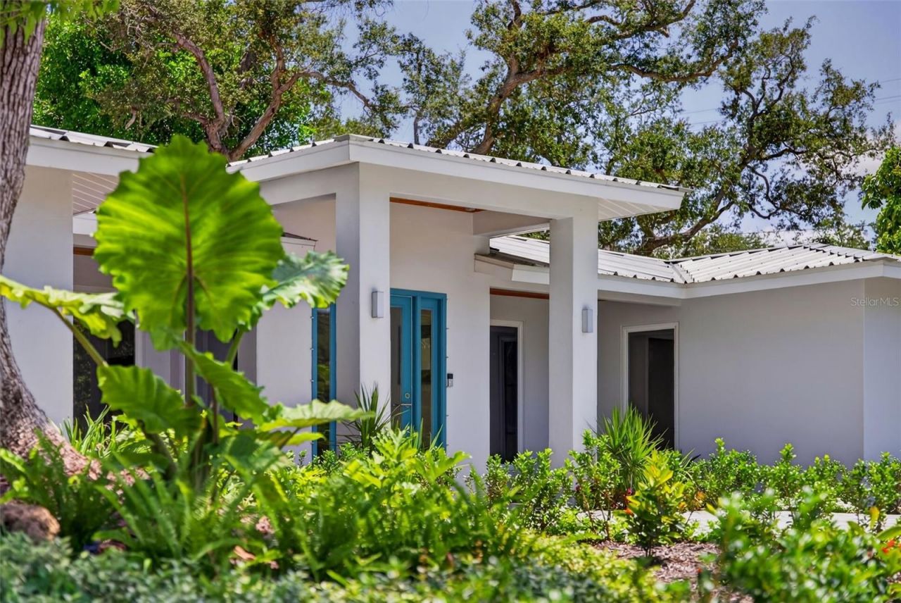 2631 Puritan Terrace, Sarasota, FL 34239 Photo