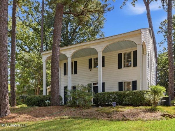 1138 Saint Ann Street, Jackson, MS 39202