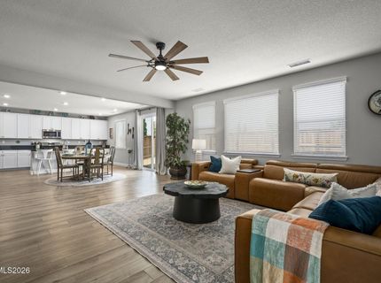 6211 Bucking Horse Drive, Sparks, NV 89436 Photo