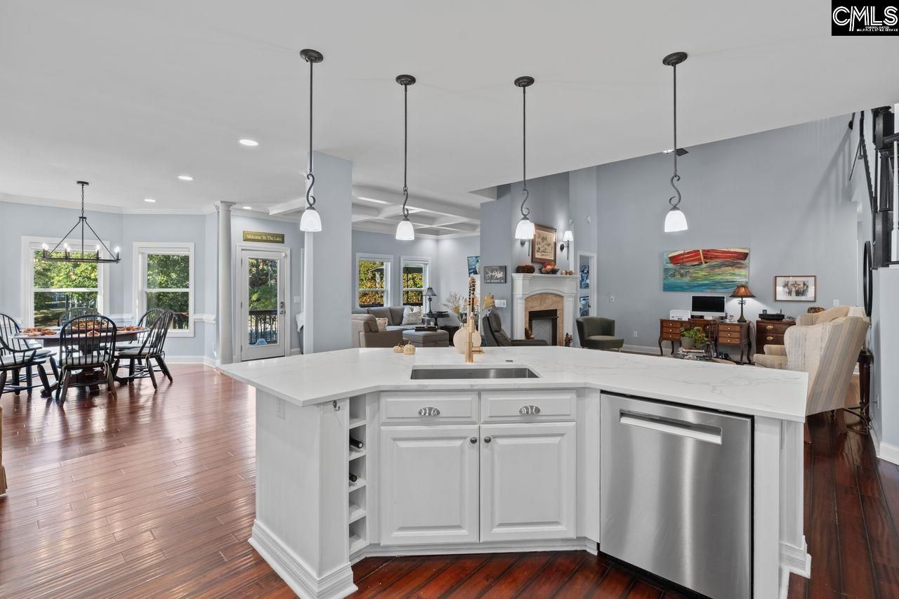 201 Stoney Pointe Drive  Photo 14
