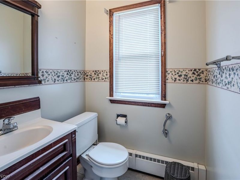 31950 Chardon Road , Willoughby Hills, OH 44094 Photo 23