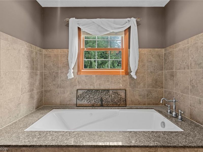 1413 Ashford Glen Lane, Northfield, OH 44067 Photo 38