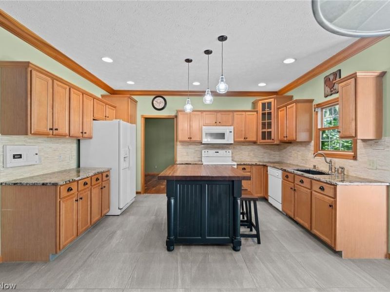 1413 Ashford Glen Lane, Northfield, OH 44067 Photo 9