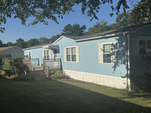 10 Musket Road, Taunton, MA 02780
