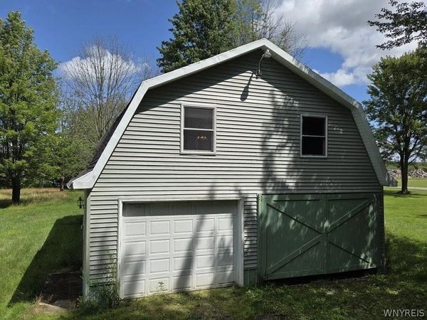 3190 Smallwood Road , Warsaw, NY 14569