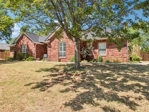 504 Pool Lane, Shawnee, OK 74801