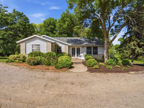 9372 71st Street NE, Spicer, MN 56288