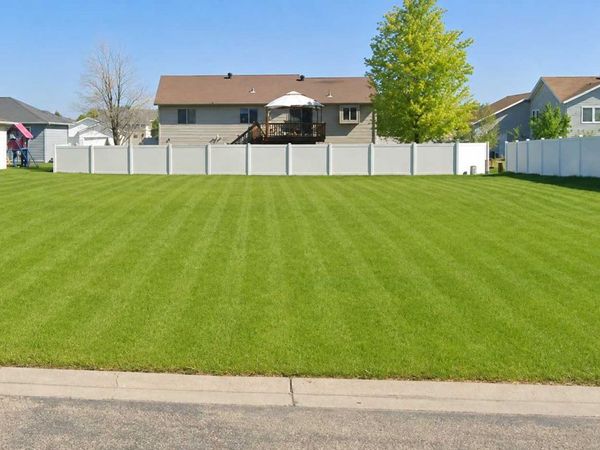 1110 Southwood Drive , Dilworth, MN 56529