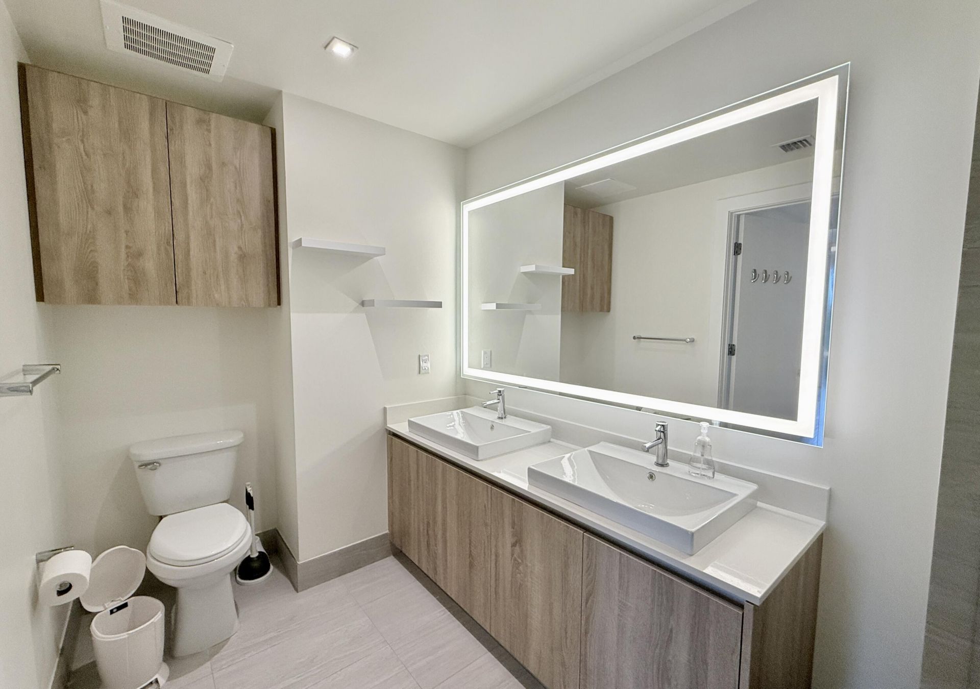 2960 NE 207th Street, Unit 710, Aventura, FL 33180 Photo