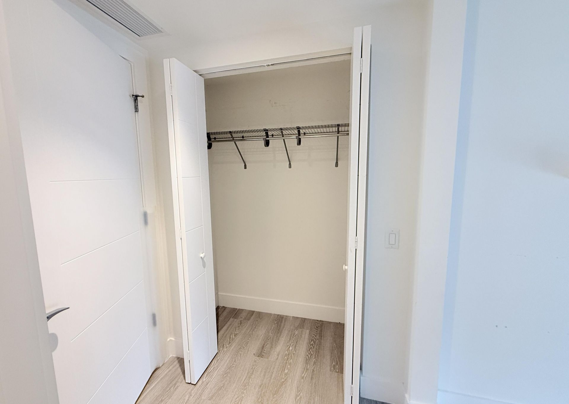 2960 NE 207th Street, Unit 710, Aventura, FL 33180 Photo