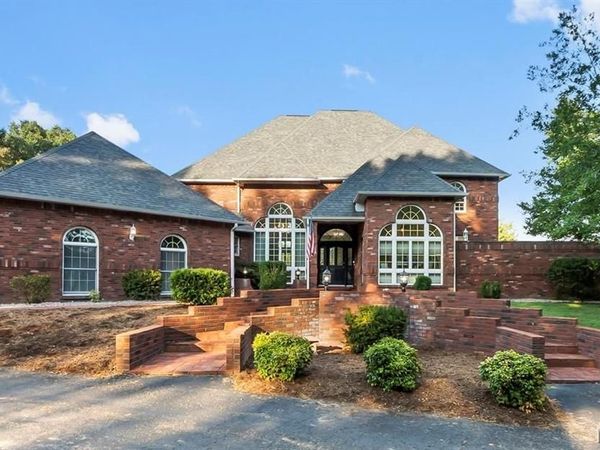 174 County Highway 250 , Benton, MO 63736